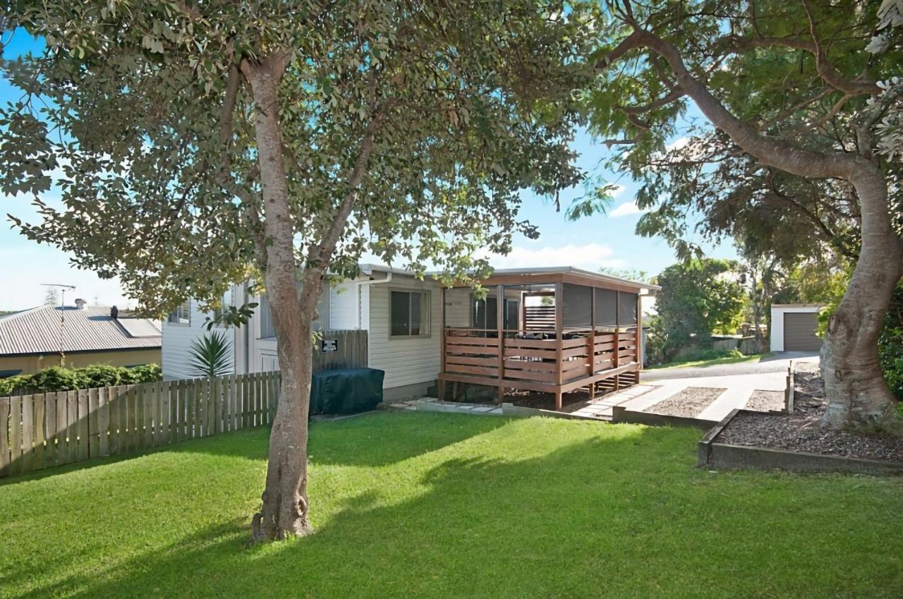 Convent Cottage - Pet Friendly Home In The Centre Of Town Yamba Extérieur photo